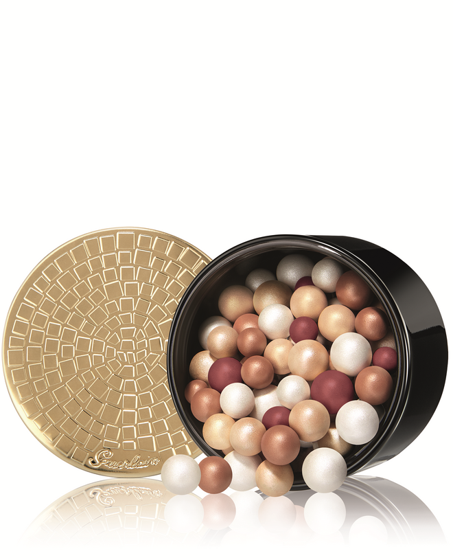 Pó compacto Goldenland Météorites, €59, Guerlain