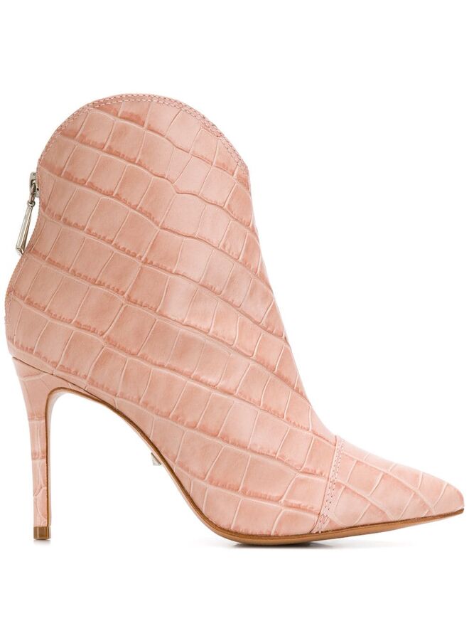 Botas em pele, €239, Schutz