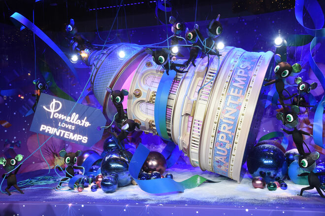 As montras dos armazéns Printemps, Paris.