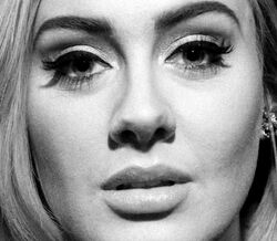 Adele acusada de plágio (pela terceira vez)
