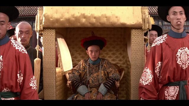 Vencedor do Óscar de Melhor Guarda-roupa em 1988: O Último Imperador, por James Acheson.