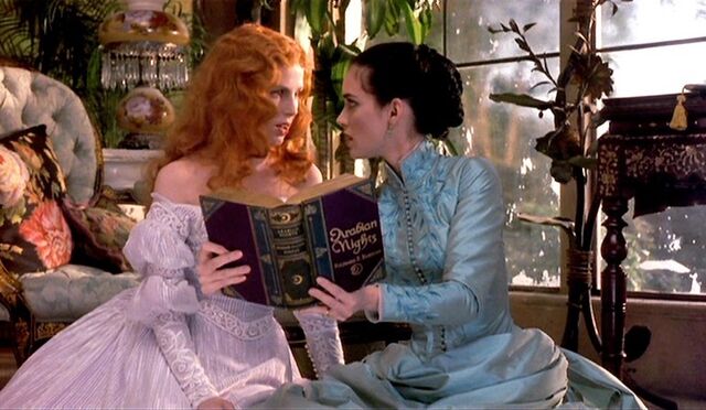 Vencedor do Óscar de Melhor Guarda-roupa em 1993: Dracula de Bram Stoker, por Eiko Ishioka.