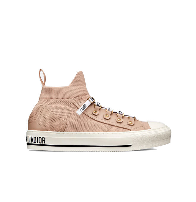 Walk'n'Dior nude, €790, Dior
