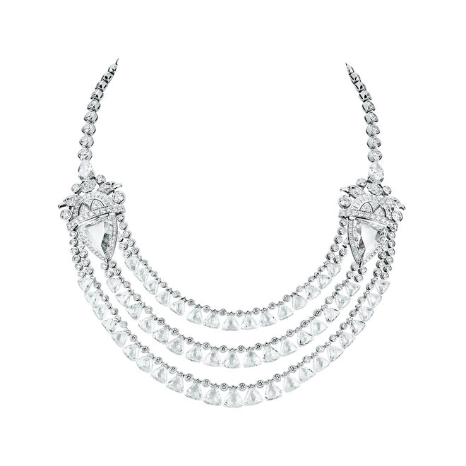 Colar Aigle Protecteur em platina com diamantes, Chanel 