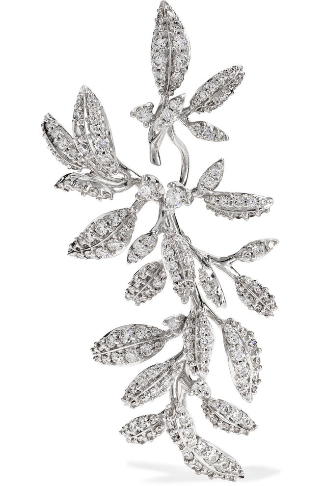 Pregadeira Winter Frost em ouro branco com diamantes, €14 650, Ole Lynggaard Copenhagen 
