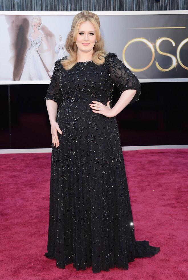 Adele na passadeira vermelha dos Óscares, na Califórnia, a 24 de fevereiro de 2013 