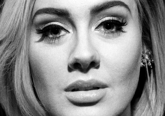 Adele no Madison Square Garden, em Nova Iorque, a 22 de setembro de 2016