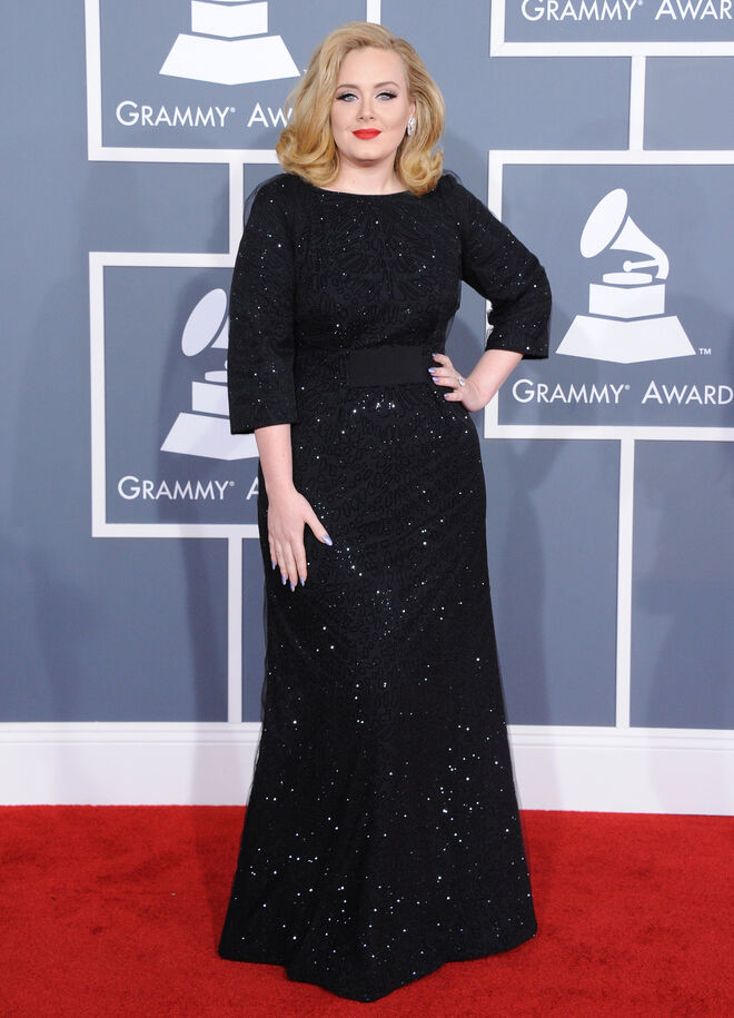 Adele na 54ª edição dos prémios Grammy, em Los Angeles, Califórnia, a 12 de fevereiro de 2012