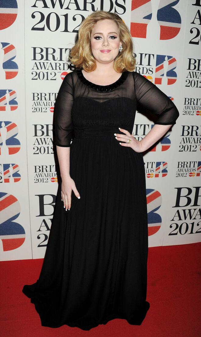 Adele no BRIT Awards, em Londres, a 21 de fevereiro de 2012