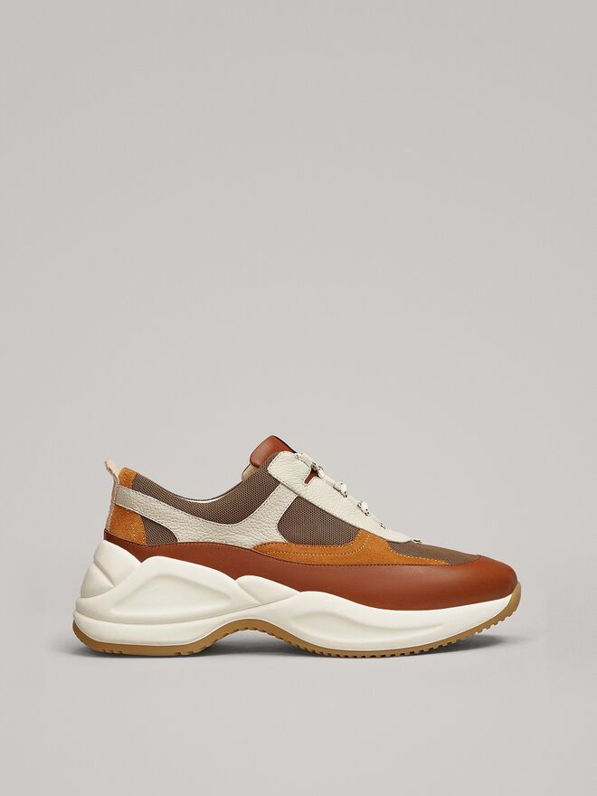 Ténis, €59,95, Massimo Dutti 