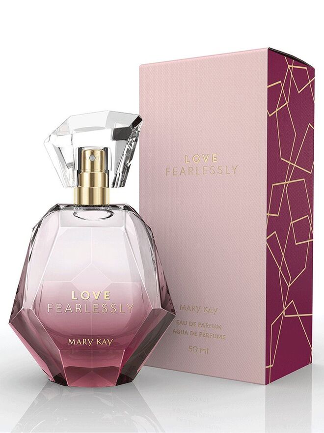 Love Fearlessly, Eau de Parfum, 50 ml, €55, Mary Kay
