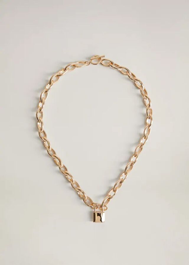 Colar, €15,99, Mango