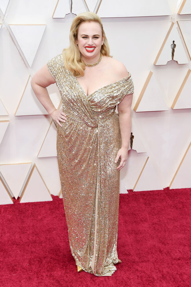 Rebel Wilson em Jason Wu