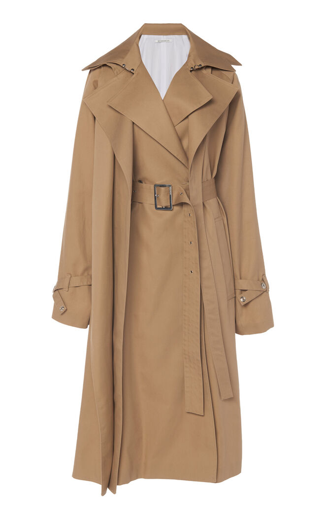 Trench coat, €750, Boyarovskay, em modaoperandi,.com 
