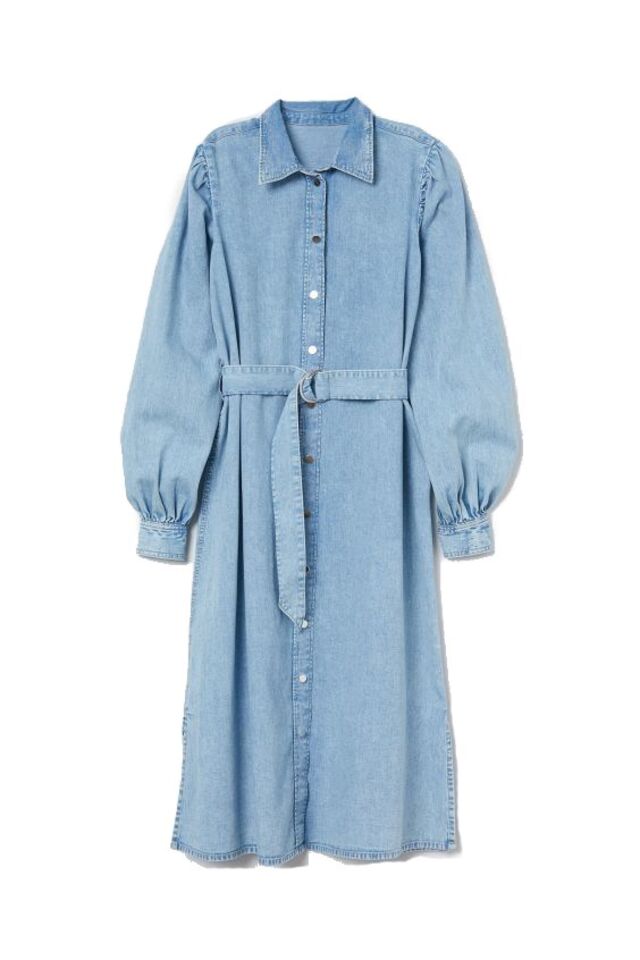 Vestido camiseiro, €19,99, H&M