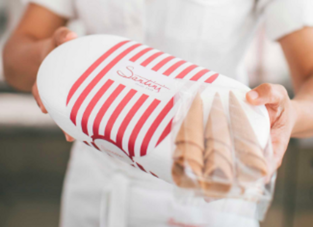 Santini

Santini | Como parte do seu plano de contingência para fazer parte da solução para o problema nacional relacionado com a propagação do COVID-19, a Santini está a apostar nas entregas em casa. Desta forma, os deliciosos gelados e produtos de pastelaria da Santini, estão agora disponiveis para entrega em casa através das plataformas UberEats, Glovo e No Menu,