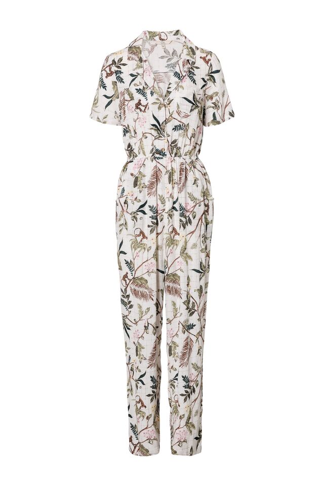 Jumpsuit, €19,90, C&A 