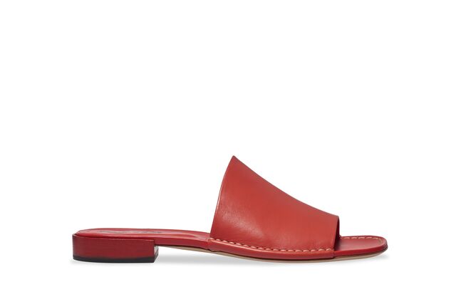 Sandálias, €470, Tod's 