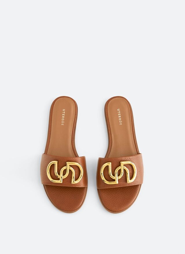 Sandálias, €79, Uterqüe 