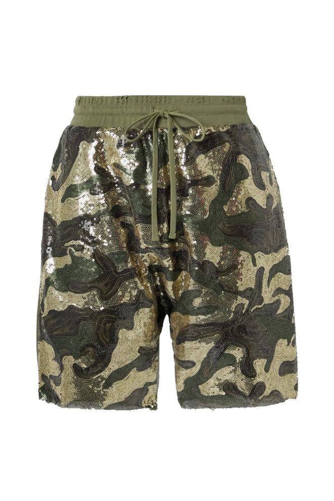 Calções, €685, R13, em www.net-a-porter.com