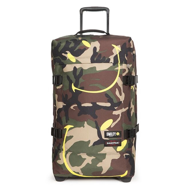 Mala de viagem Tranverz S Smiley Camo, €140, Eastpak
