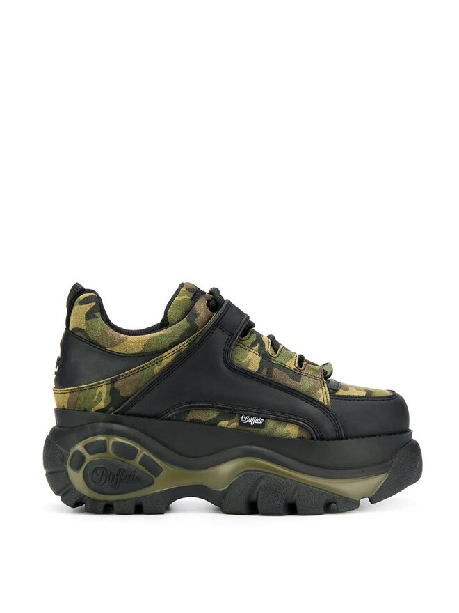 Ténis Khaki Camouflage, €220, Buffalo London