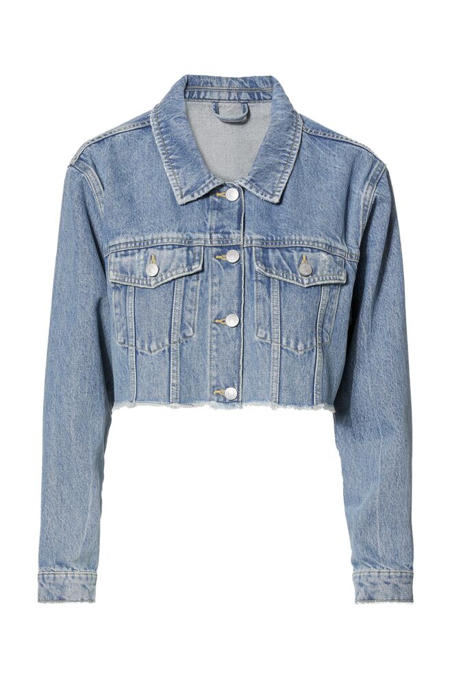 Blusão, €27,90, C&A