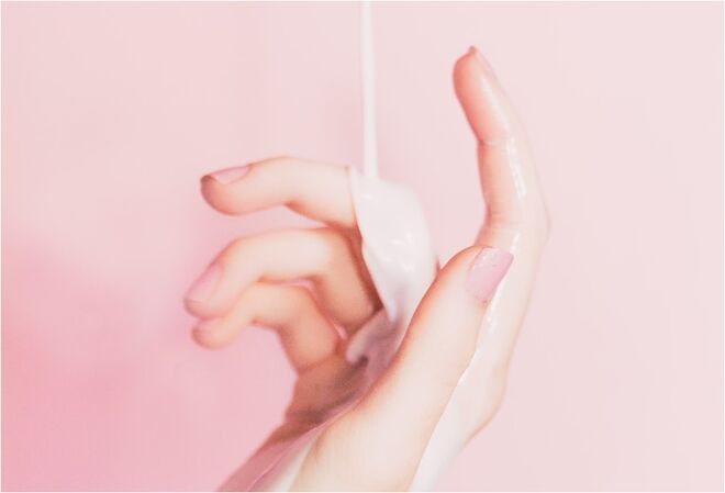 Também conhecido como PEG, é utilizado em vários tipos de cosméticos como espessante, especialmente em cremes, champôs e protetores solares.