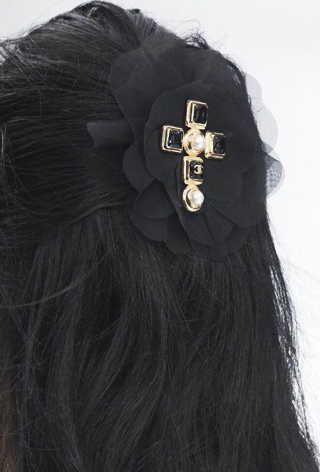 Detalhe da presilha no desfile outono-inverno 2020/21 Chanel  