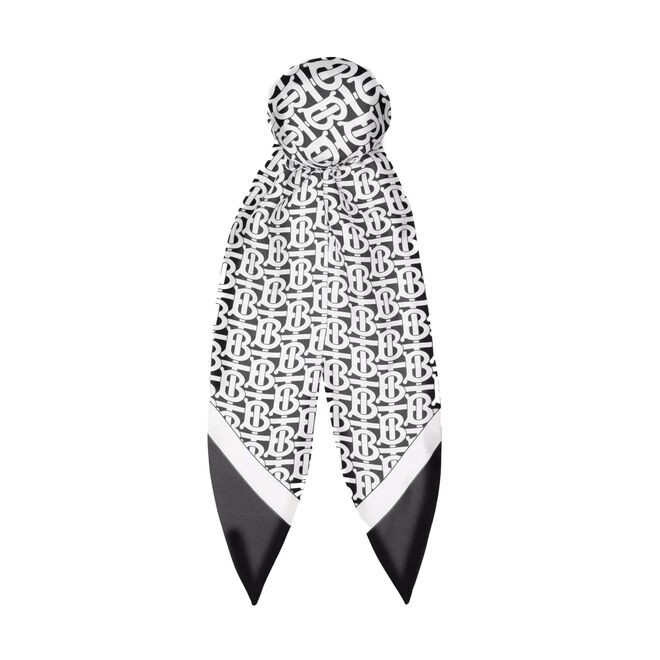 Lenço para cabelo, €230, Burberry