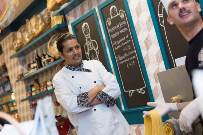 Come Prima, Forno d’ Oro, Il Mercato e Casa Nepalesa encerram ao público, mas os dois primeiros continuam a aceitar take-away e estão nas plataformas principais de entrega a casa. 