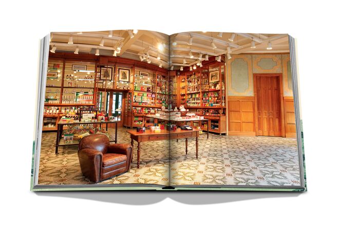 ‘Granado’, 221 páginas, Editora Assouline