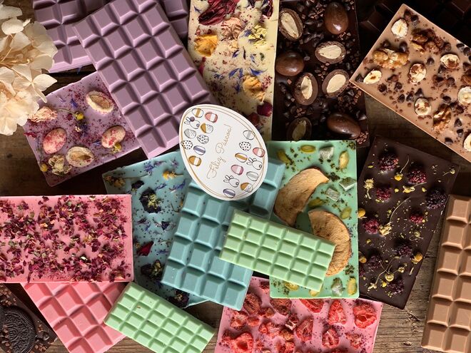 Kit Brigadeirando 3 barras de chocolate coloridas, €15, Brigadeirando, em www.brigadeirando.pt/loja