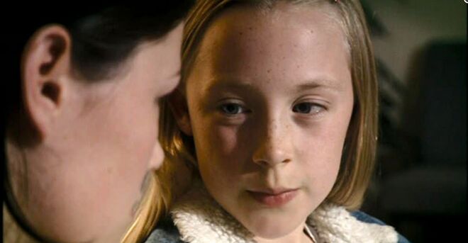 A primeira aparição de Saoirse Ronan na TV foi na série 'The Clinic' (2003)
