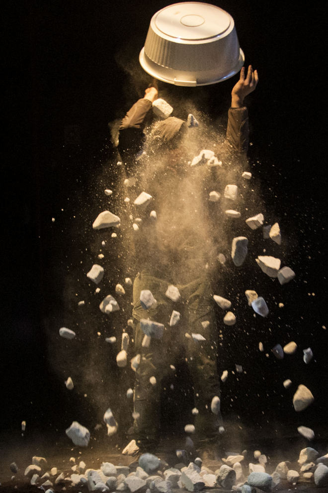 Peças do arquivo da Companhia Olga Roriz: Antes que Matem os Elefantes, 2016.