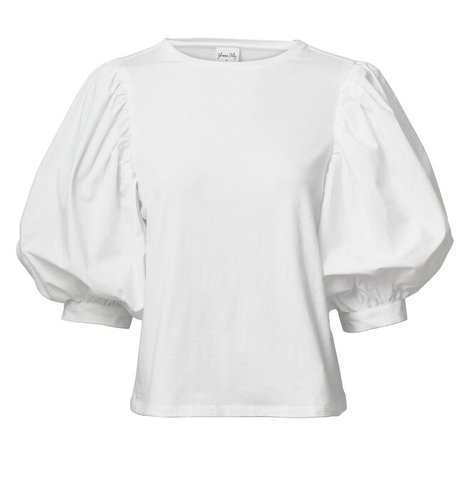 T-shirt, €19,99, Johanna Ortiz X H&M