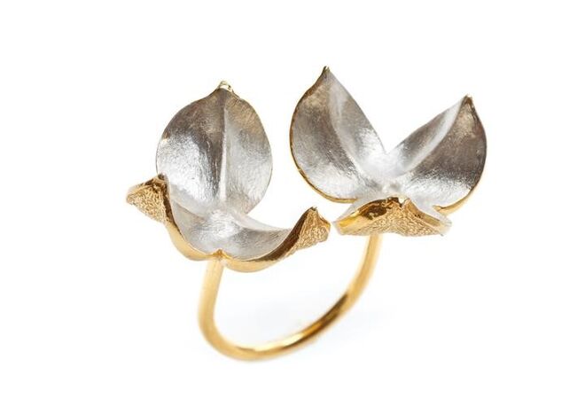 Anel Lilium, €95, Joana Ribeiro