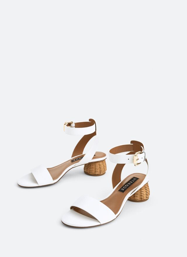 Sandálias Uterqüe, €89