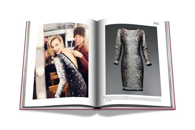 Yves Saint Laurent: The Impossible Collection, 35,5 x 42 cm, 200 páginas, €820, Assouline