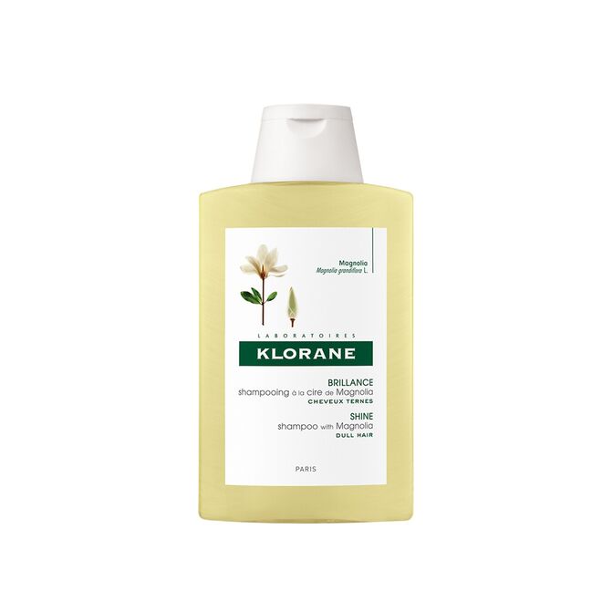 O Champô Magnólia da Klorane é a escolha ideal para quem deseja devolver o brilho ao cabelo baço devido às agressões diárias. Este champô envolve o cabelo suavemente para hidratá-lo e reconstituir o seu filme de proteção natural.  