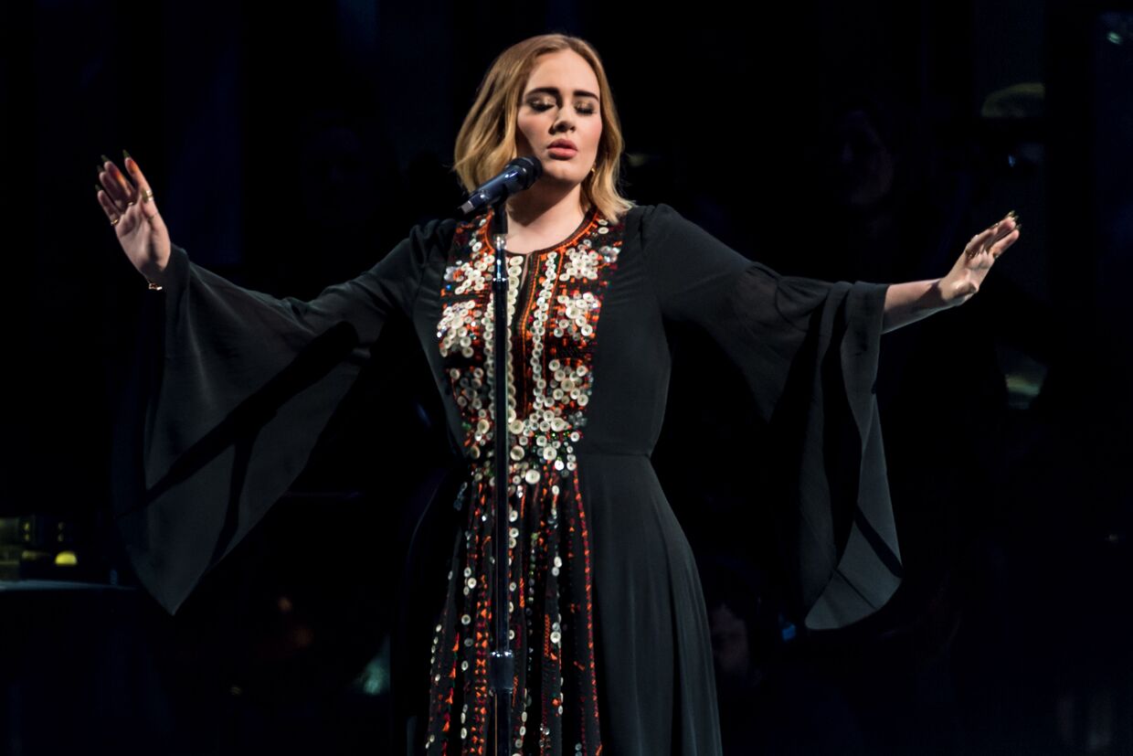 Adele no Festival de Glastonbury, 2016