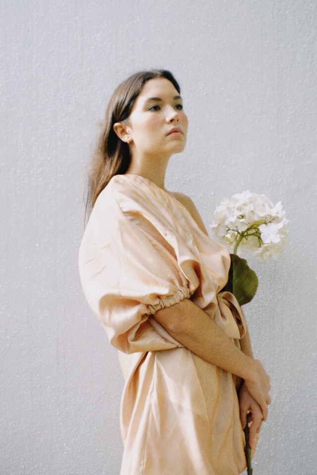 Assim nasce África, que tem também um cariz social: 3% das vendas são doadas à ONG Confident Children Out of Conflict. 