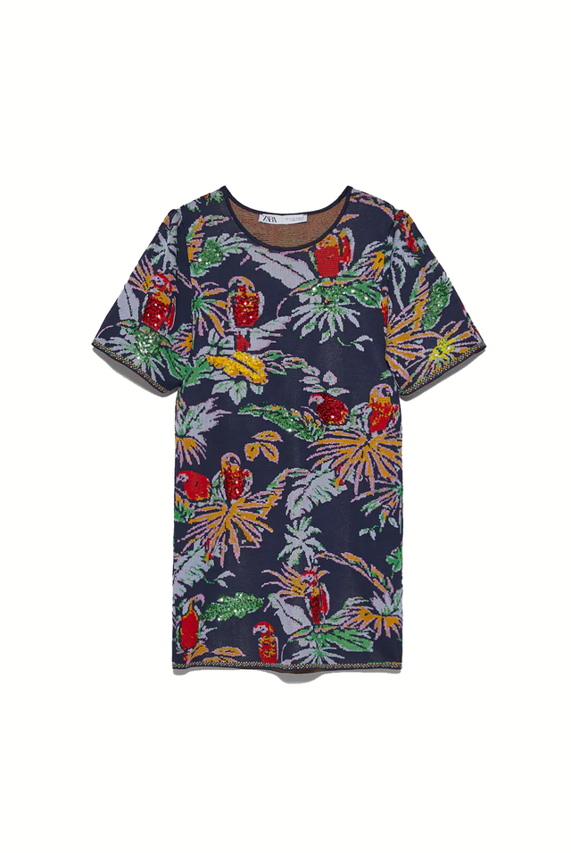 Vestido Zara, agora €15,99 (antes, €29,99)