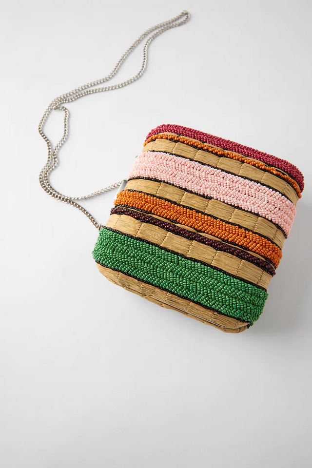 Carteira, €25,95, Zara