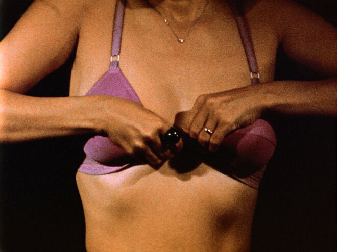 Freedom, Yoko Ono, 1971. Frame de vídeo.  