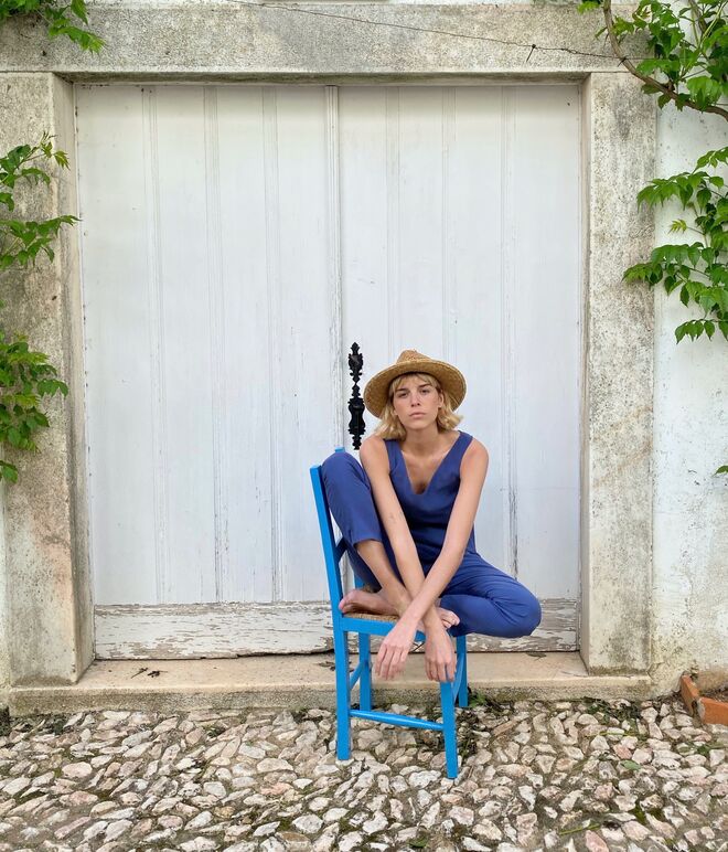 A BYOU, marca que Patrícia Gouveia criou nasceu em 2013. Amante de viagens, da Natureza e das pessoas, a designer idealizou uma marca que envolvesse esses três universos e aperfeiçoou esse ideal ao longo dos anos aliando-o à sustentabilidade e à consciência do consumo.