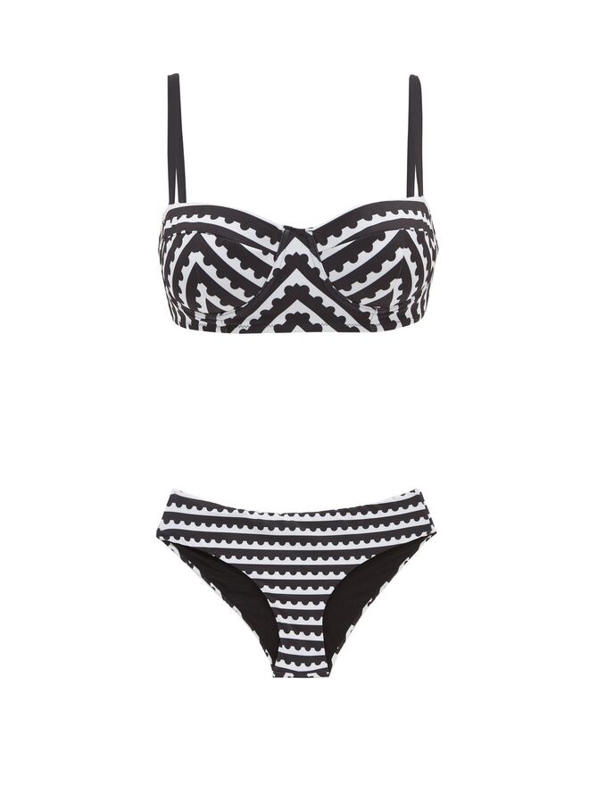 Mary Mare, €420, em matchesfashion.com