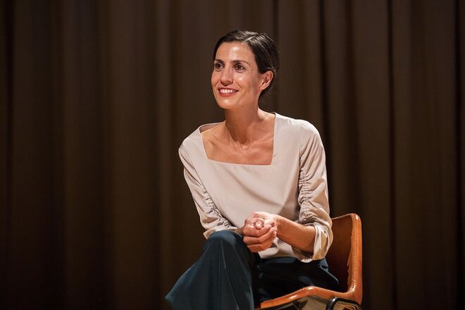 “Anseio é voltar ao teatro e voltar a ensaiar” - Isabel Abreu, atriz
