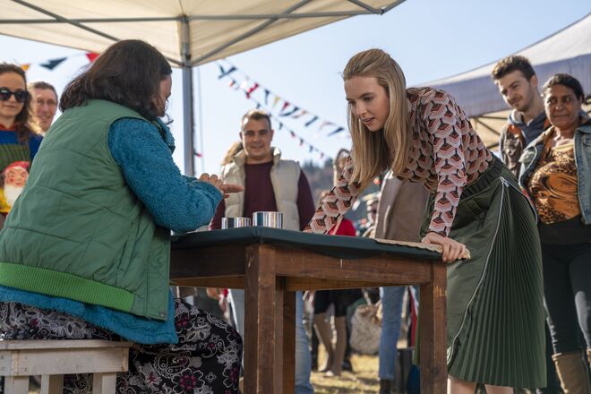 Temporada 3 episódio 5 | Blusa Paco Rabanne e saia Sacai