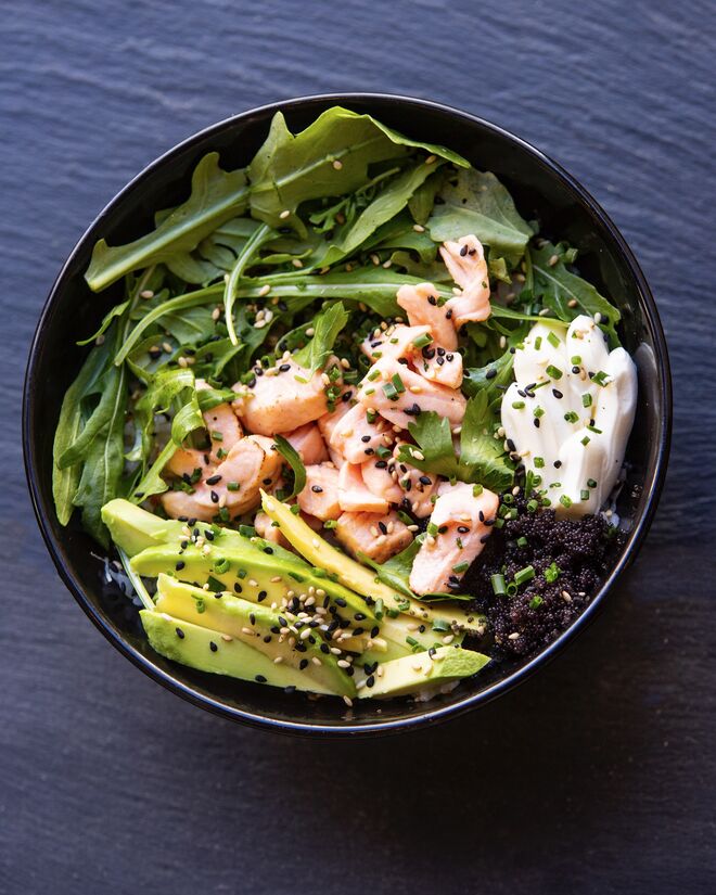 O chirashi do chef do Sushi do Bairro